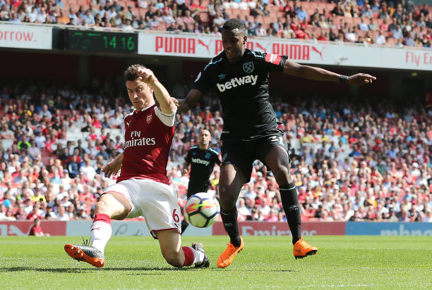 他常常通過 他常常通過